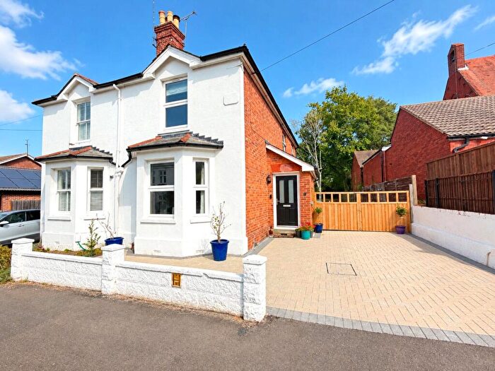 3 Bedroom Semi Detached House For Sale In Wood Street, Ash Vale, Surrey, GU12