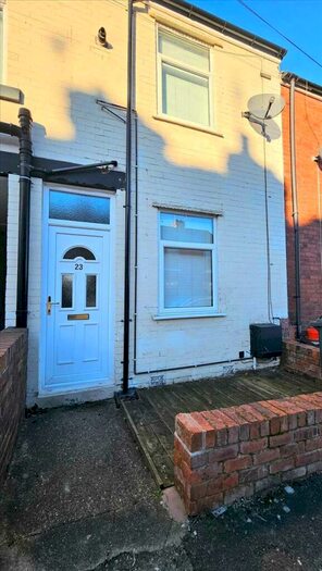 2 Bedroom House To Rent In Grove Street, Hasland, S41