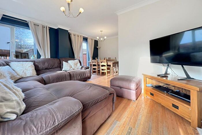 3 Bedroom Detached House For Sale In Rayner Way, Halstead, CO9