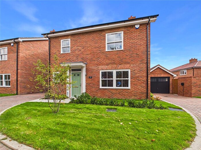 4 Bedroom Detached House For Sale In Old School Court, Maldon Road, Hatfield Peverel, Chelmsford, Essex, CM3