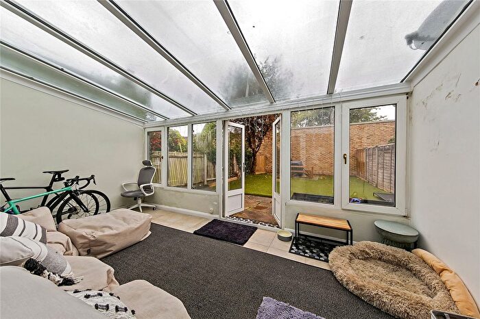 2 Bedroom Semi-detached House For Sale In St. Marys Grove, Richmond, TW9