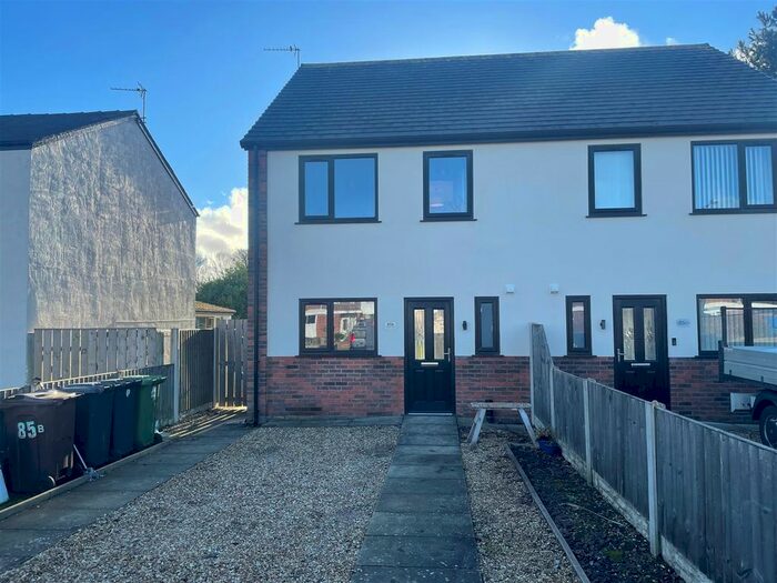 3 Bedroom Semi-Detached House To Rent In Pinfold Lane, Ainsdale, Southport, PR8