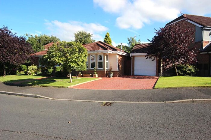 3 Bedroom Detached Bungalow To Rent In Aire Drive, Bolton, BL2