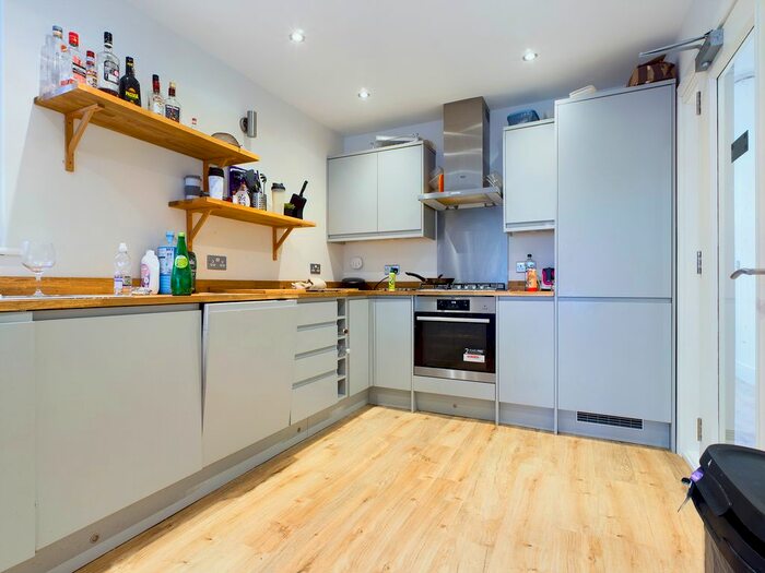 4 Bedroom Mews House To Rent In Springfield Mews, Brighton BN1
