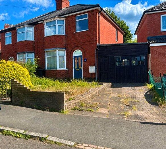3 Bedroom Semi-Detached House For Sale In The Circle, Evington, Leicester, LE5