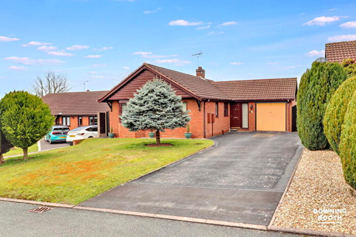 2 Bedroom Detached Bungalow For Sale In Elmstone Close, Stafford, - No Upward Chain, ST17