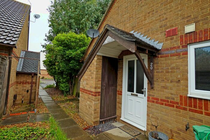 1 Bedroom Semi-Detached House To Rent In Plumpton Gardens, Portsmouth, PO3