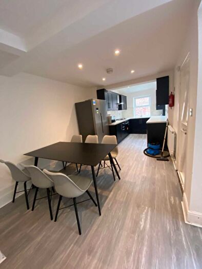 6 Bedroom Terraced House To Rent In Furness Road, Fallowfield, M14