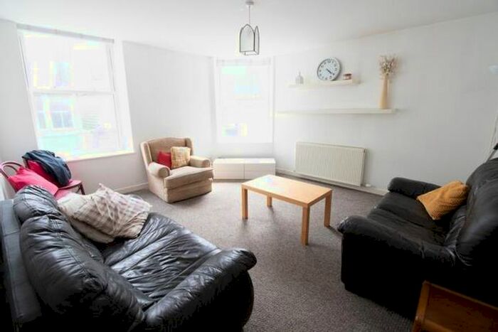 2 Bedroom Flat To Rent In Diamond Street, Aberdeen, AB10