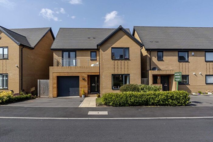 4 Bedroom Detached House For Sale In Barn Owl Road, Yatton, Bristol, BS49