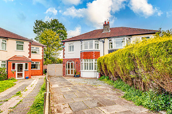 3 Bedroom Semi-Detached House For Sale In Wibbersley Park, Flixton, Manchester, M41