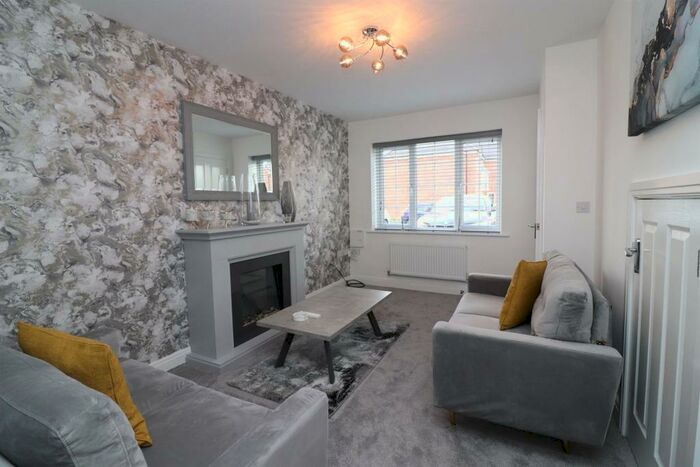 2 Bedroom Semi-Detached House To Rent In Braddock Bluff, Blackburn, BB2