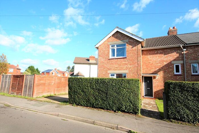 3 Bedroom End Of Terrace House To Rent In Burns Road, Eastleigh, SO50