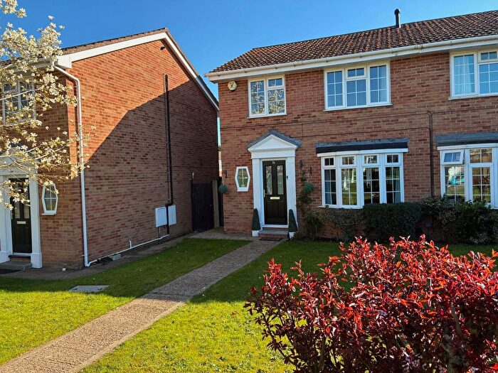 3 Bedroom Semi-Detached House For Sale In Dorchester Close, Cranbrook Drive, Maidenhead, Berkshire, SL6