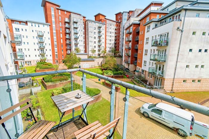 1 Bedroom Flat To Rent In Lower Canal Walk, Southampton, SO14