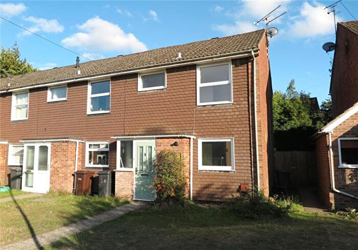 4 Bedroom Terraced House To Rent In Arthur Close, Farnham, Surrey, GU9