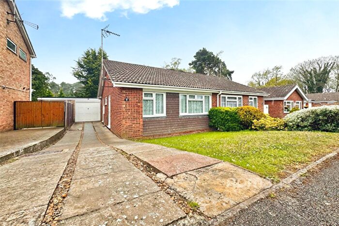 2 Bedroom Bungalow For Sale In Balliol Way, Owlsmoor, Sandhurst, GU47