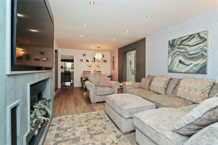 3 Bedroom Semi-Detached House To Rent In Spen Burn, High Spen, Rowlands Gill, NE39