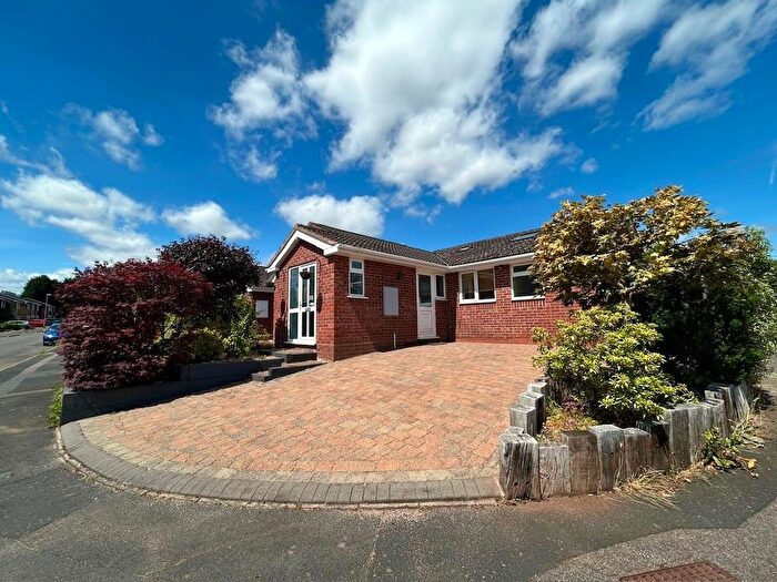 3 Bedroom Bungalow To Rent In Francis Road, Lichfield, WS13