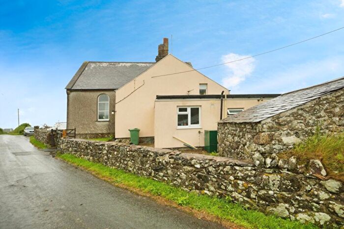 3 Bedroom Terraced House For Sale In Pencaenewydd, Pwllheli, LL53