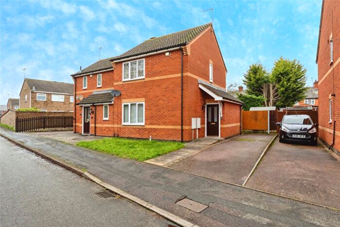 2 Bedroom Semi Detached House For Sale In Lancaster Way, Glen Parva, Leicester, Leicestershire, LE2