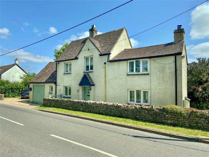 4 Bedroom Detached House For Sale In Malmesbury Road, Swindon, SN6