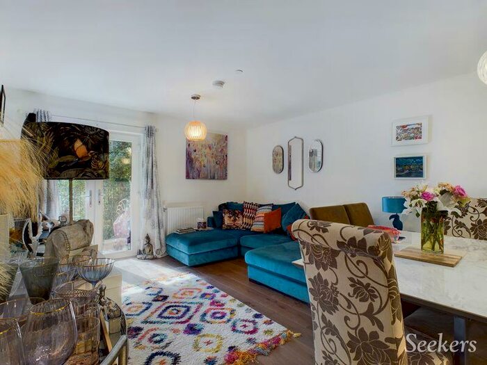 2 Bedroom Flat To Rent In Rosalind Drive, Maidstone, ME14