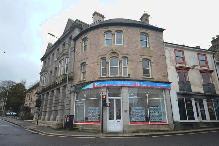 1 Bedroom Flat To Rent In West End House, Redruth, TR15