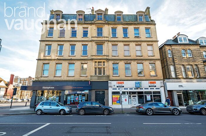 3 Bedroom Flat To Rent In Albert Mansions, Church Road, Hove, East Sussex, BN3