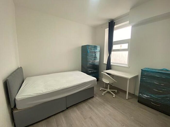 1 Bedroom Flat To Rent In Bertram Street, Cardiff, CF24