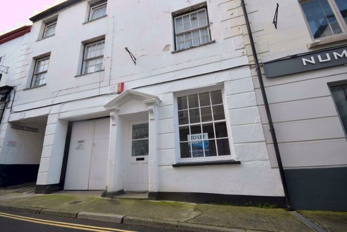Studio To Rent In Allhalland St Flat, Bideford, Devon, EX39
