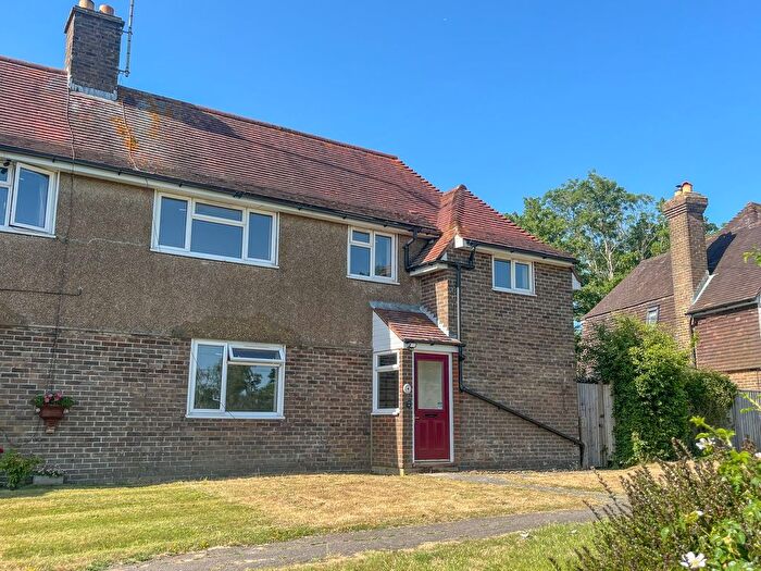 3 Bedroom Semi-Detached House For Sale In Wellington Gardens, Battle, TN33