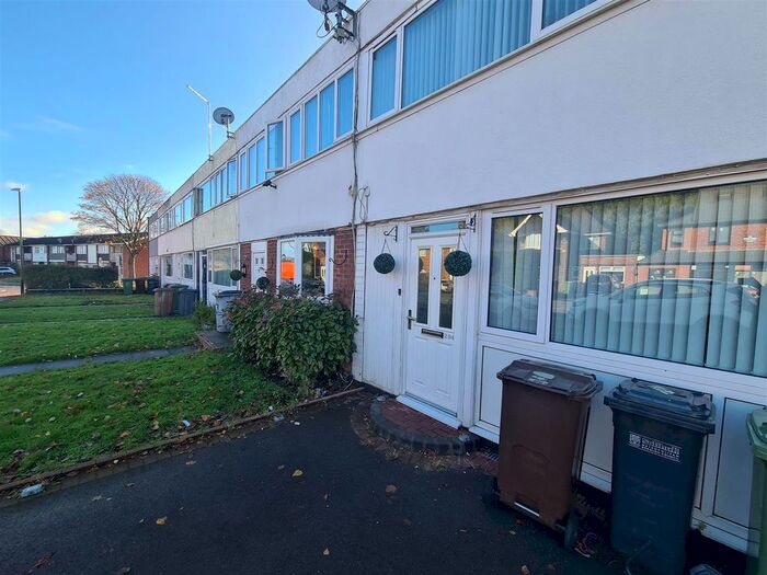 3 Bedroom Terraced House To Rent In Castle Lane, Olton, Solihull, B92