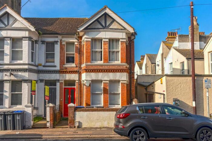 1 Bedroom House To Rent In Western Place, Worthing, BN11