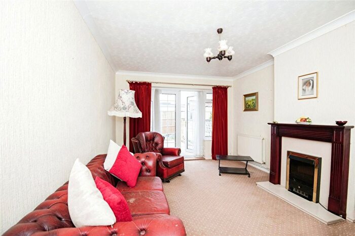 2 Bedroom Bungalow For Sale In Scocles Road, Minster On Sea, Sheerness, ME12
