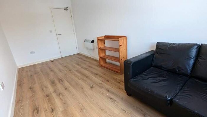 Flat To Rent In New England Street, Brighton, East Sussex, BN1