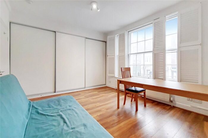3 Bedroom Maisonette To Rent In Finchley Road, Hampstead, NW3