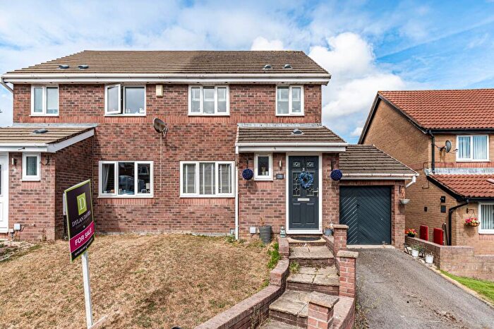 3 Bedroom Semi-Detached House For Sale In Cae Cadno, Church Village, CF38