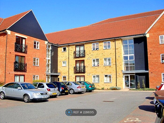 2 Bedroom Flat To Rent In Trelawney Place, Chafford Hundred, Grays, RM16