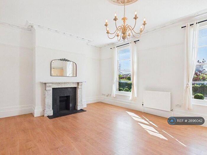 1 Bedroom Flat To Rent In Berkeley St, Cheltenham, GL52