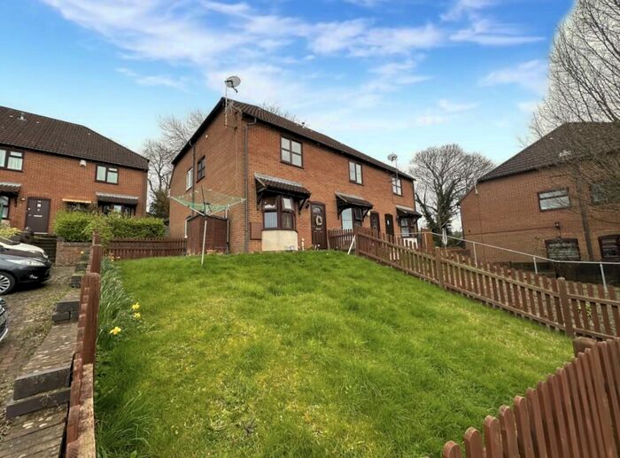 1 Bedroom House To Rent In Lawsone Rise, High Wycombe, HP13