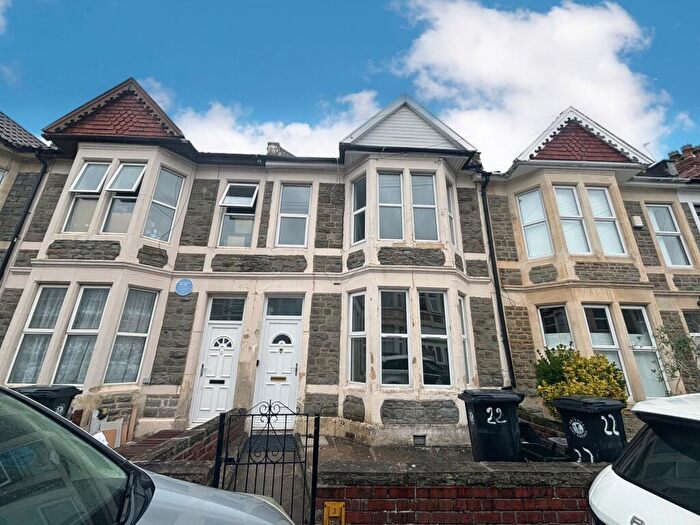 5 Bedroom House To Rent In Victoria Park, Fishponds, Bristol, BS16