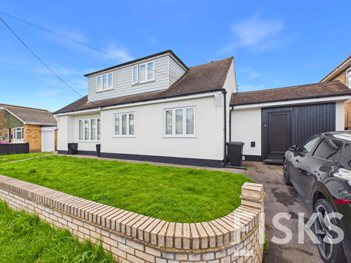 4 Bedroom Detached House For Sale In Denham Road, Canvey Island, SS8