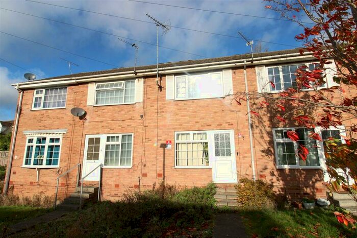 2 Bedroom Town House To Rent In Pine Tree Walk, Eastwood, Nottingham, NG16