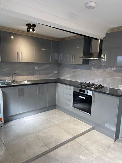 3 Bedroom Property To Rent In Burwash Road, London, SE18