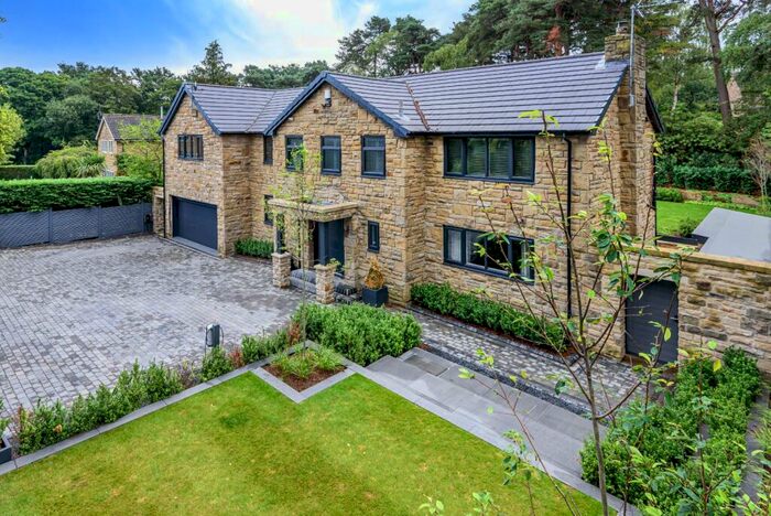 4 Bedroom Detached House To Rent In The Firs, Scarcroft, Leeds, West Yorkshire, LS14