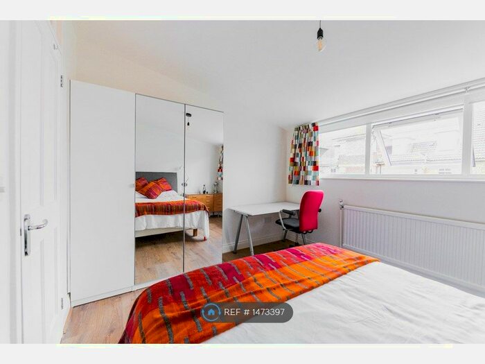 4 Bedroom Terraced House To Rent In Woods Road, London, SE15