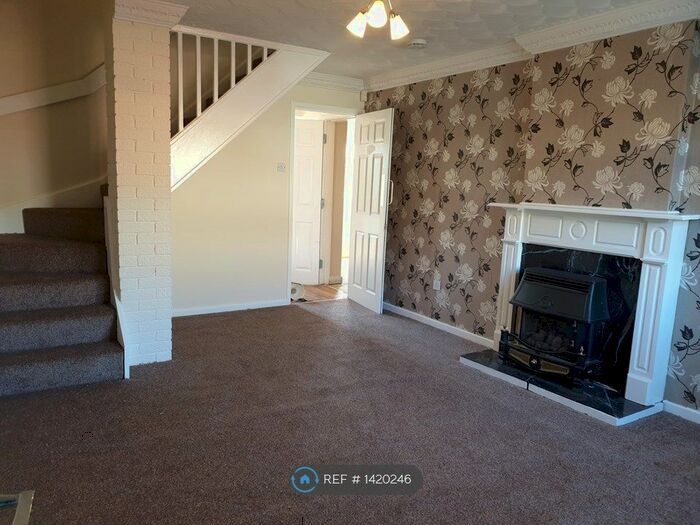 4 Bedroom Semi-Detached House To Rent In Hesley Grange, Scholes, Rotherham, S61