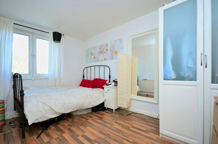 4 Bedroom Flat To Rent In Stebondale Street, Isle Of Dogs, London, E14