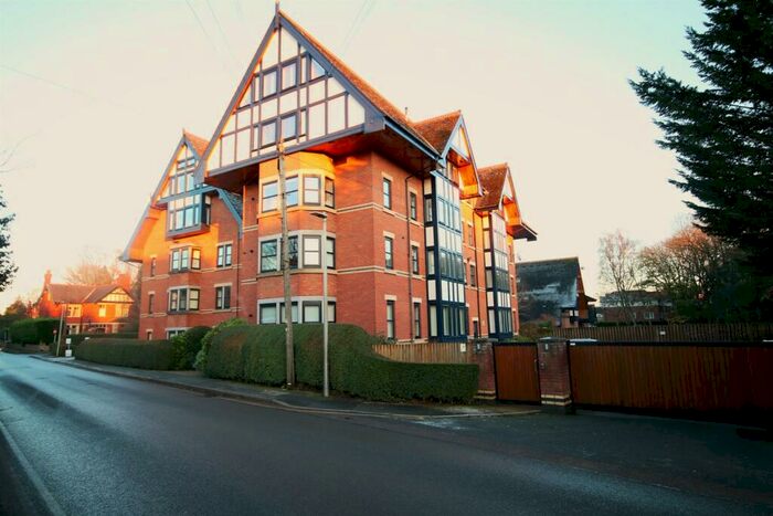 2 Bedroom Apartment To Rent In Kennerleys Lane, Wilmslow, SK9